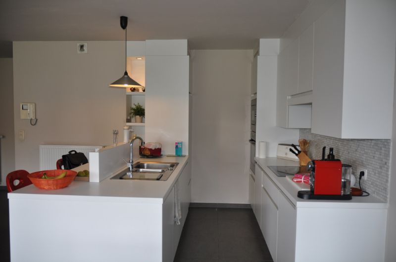 Stijlvol afgewerkt appartement met garage in privé domein De Steelander met natuurvijver en parktuin. foto 10