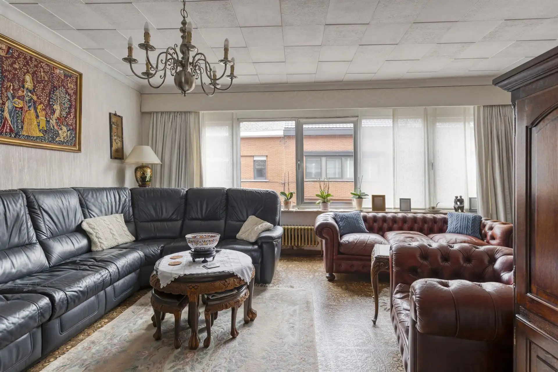 Ruime Woning met 3 of 4 slaapkamers, tuin en garage. foto 7