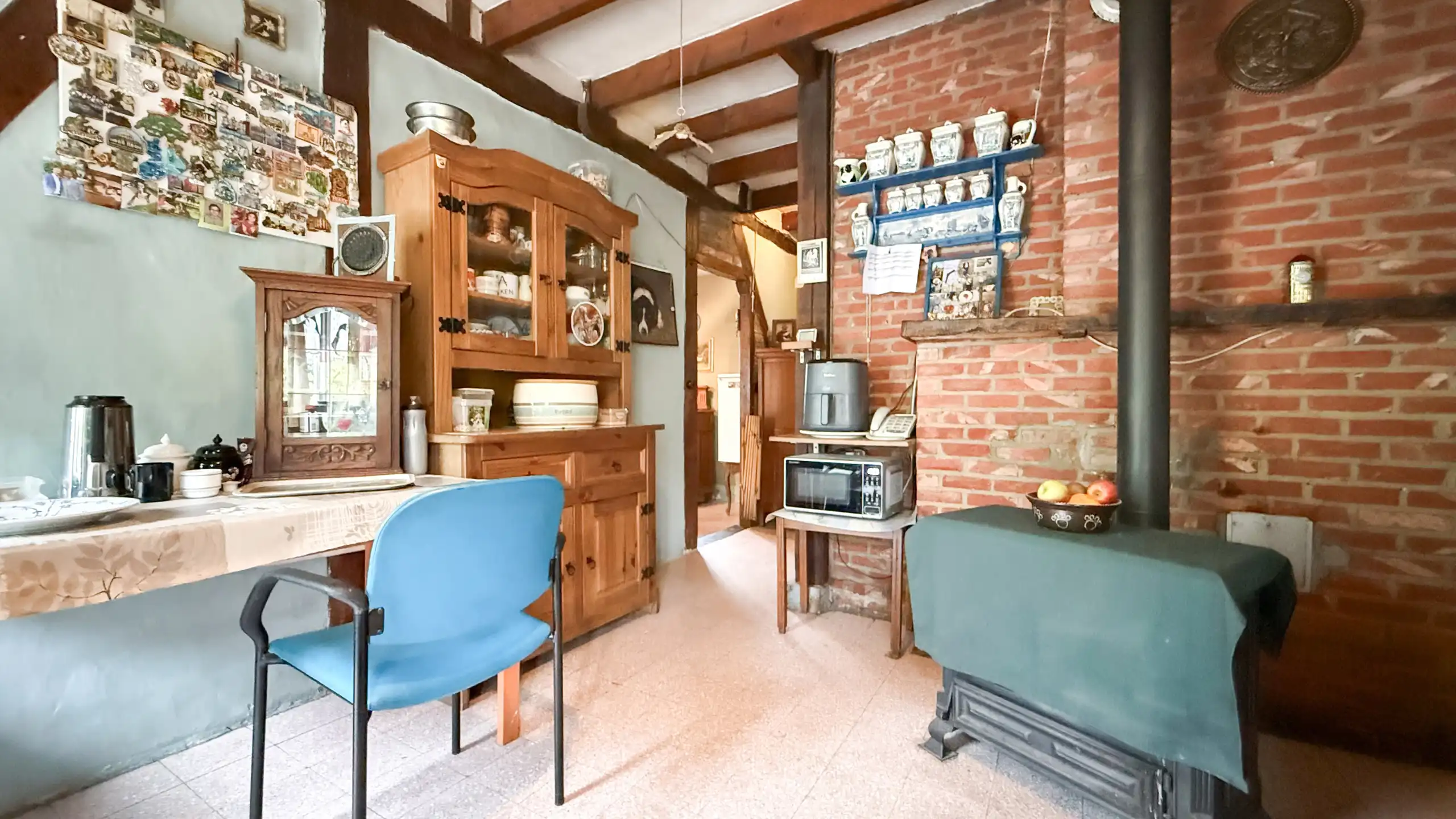 Authentieke hoeve met perceel van 68are en 2slpks! foto 17