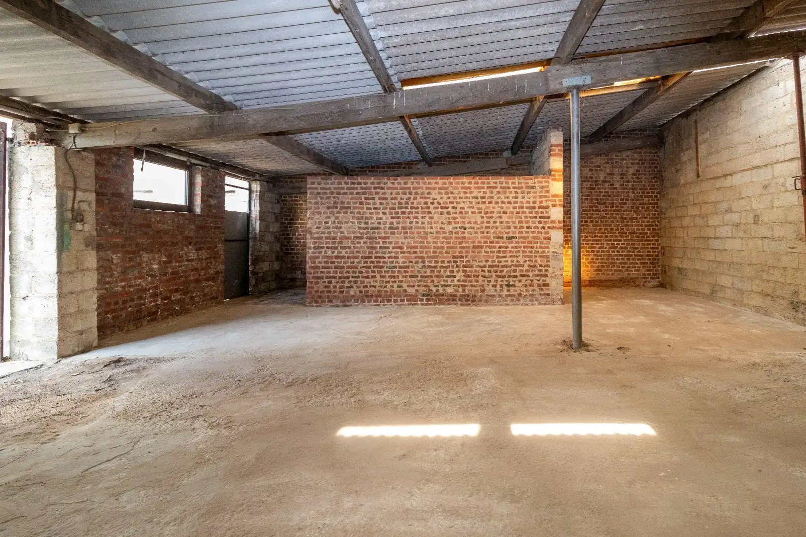 Goed gelegen woning met talrijke mogelijkheden foto 27