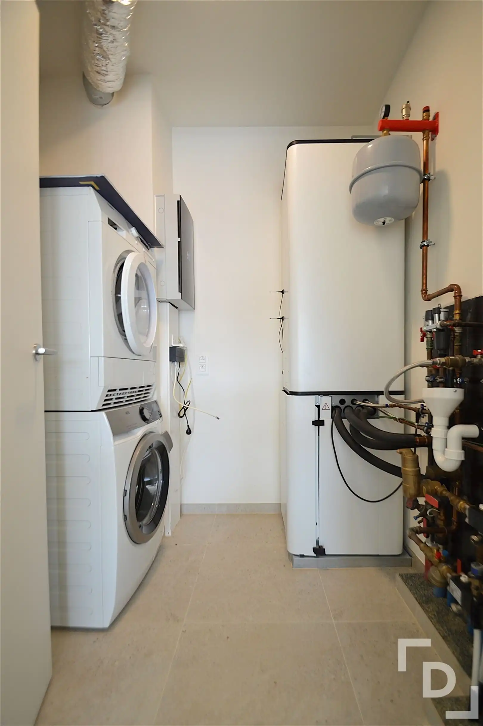 Energiezuinig en ruim nieuwbouwappartement te huur in centrum Langemark! foto 16