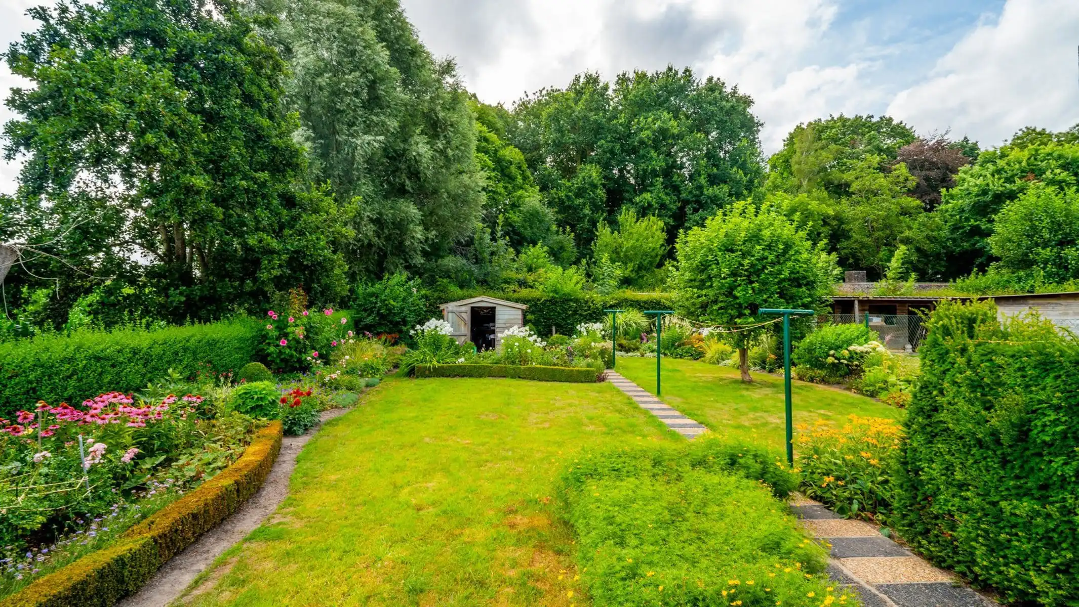 Instapklare woning met 3 slpks en tuin met landelijk zicht foto 27