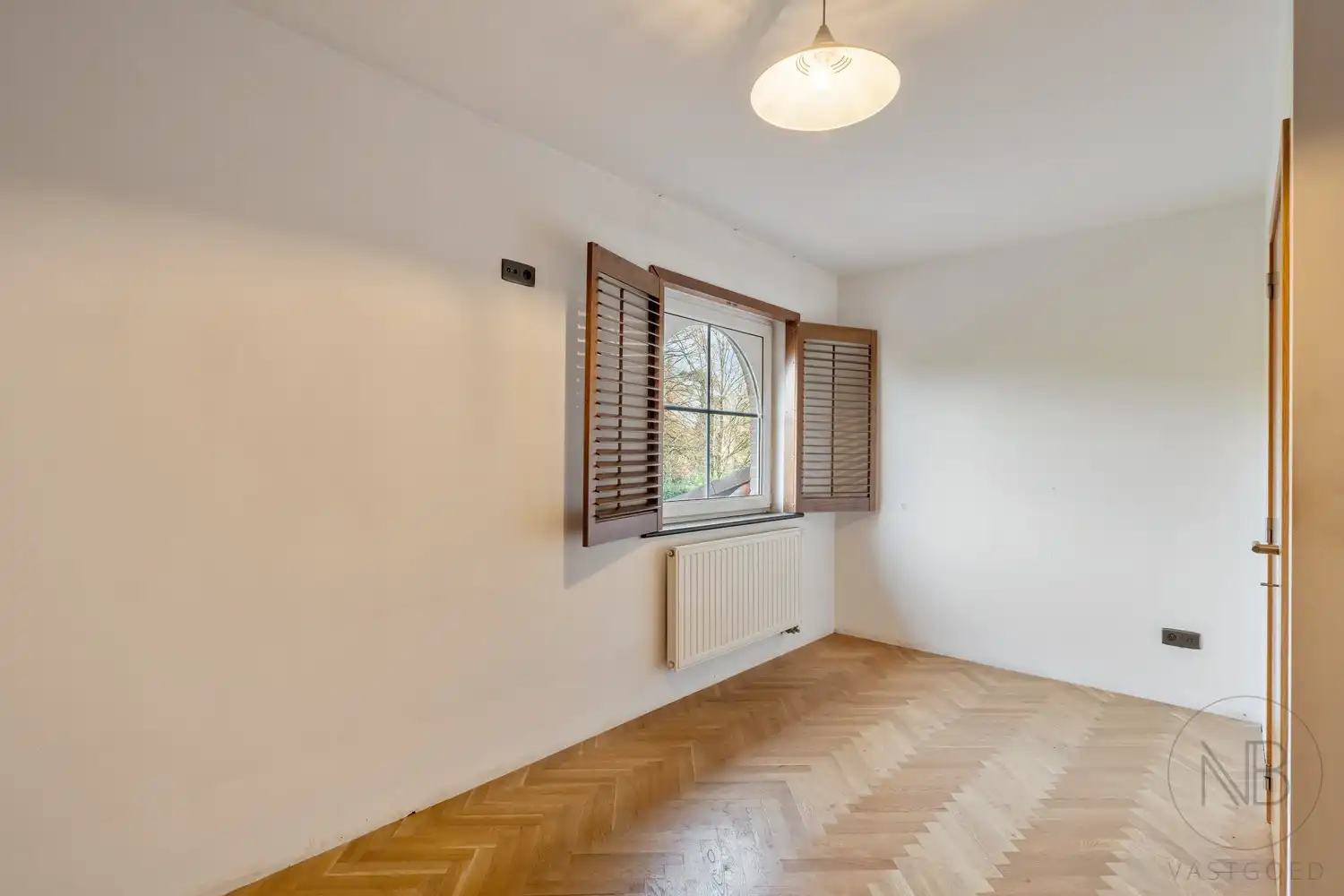 Ruime zuiderse gezinswoning  met 3 slaapkamers foto 27