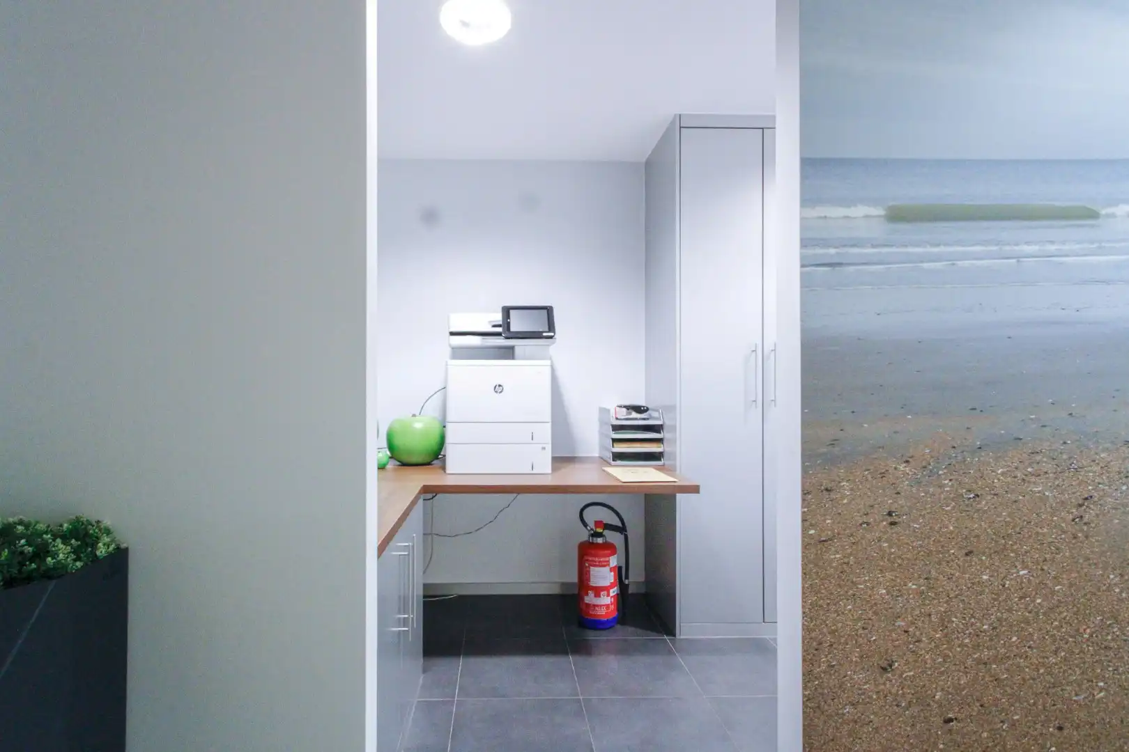 Instapklare kantoorruimte te koop Knokkestraat 56 Heist foto 10