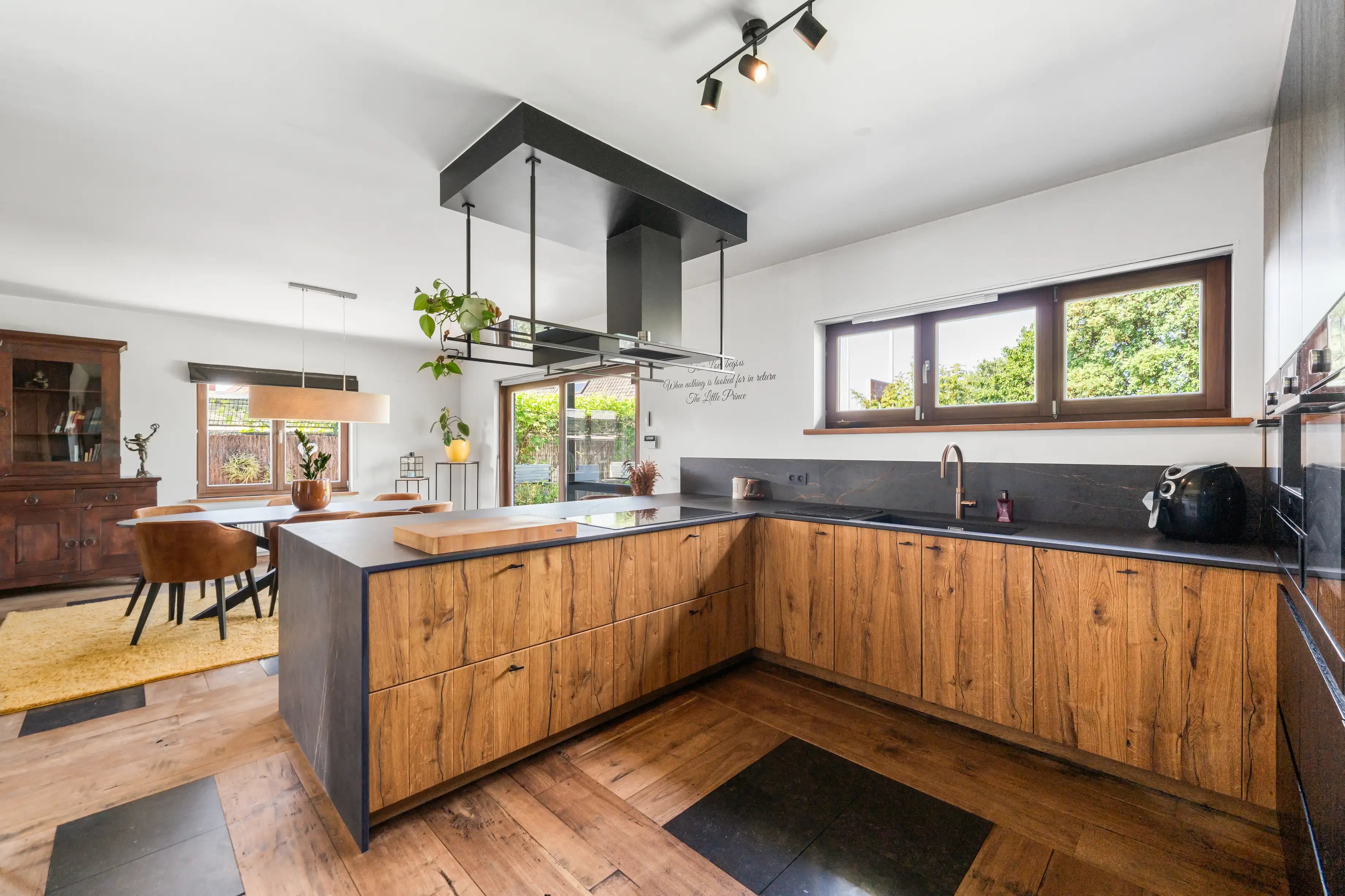 Instapklare villa met prachtige tuin op rustige ligging 🌿 foto 8