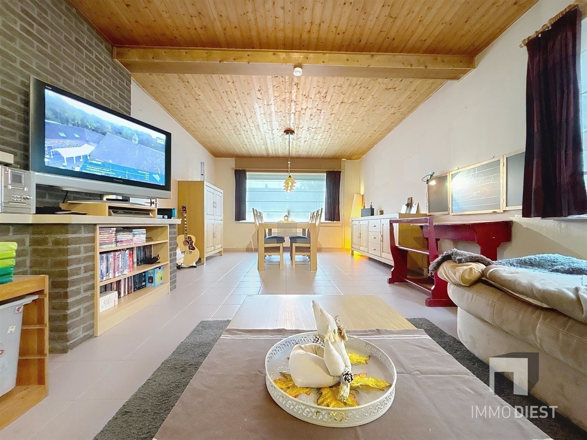 Charmante woning op 15,85are op uitstekende locatie foto 15