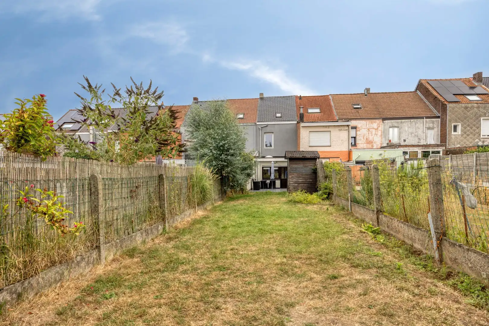Instapklare woning met 4 slpk en ruime tuin foto 15