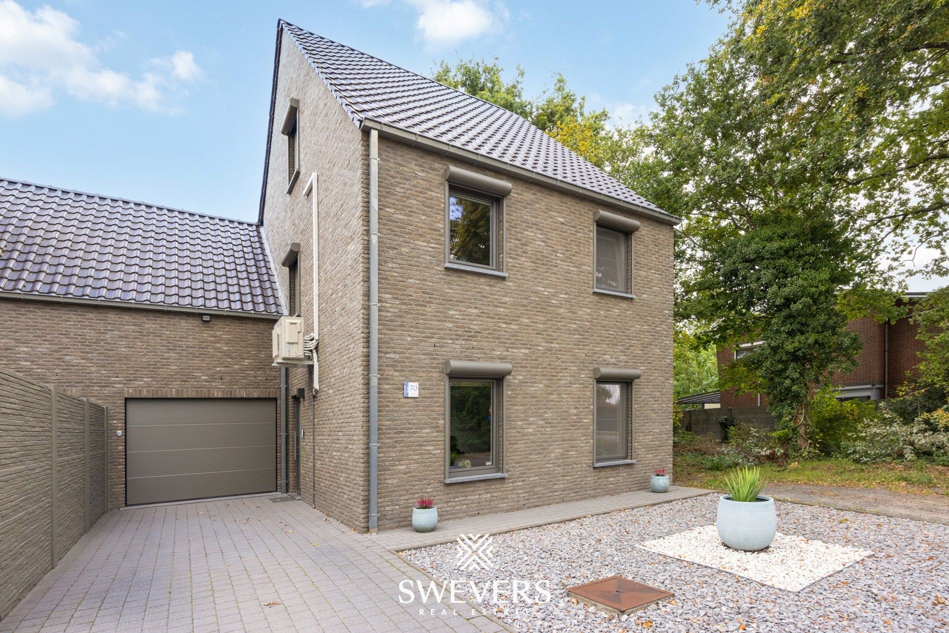 Recente instapklare moderne gezinswoning in Leopoldsburg foto 30