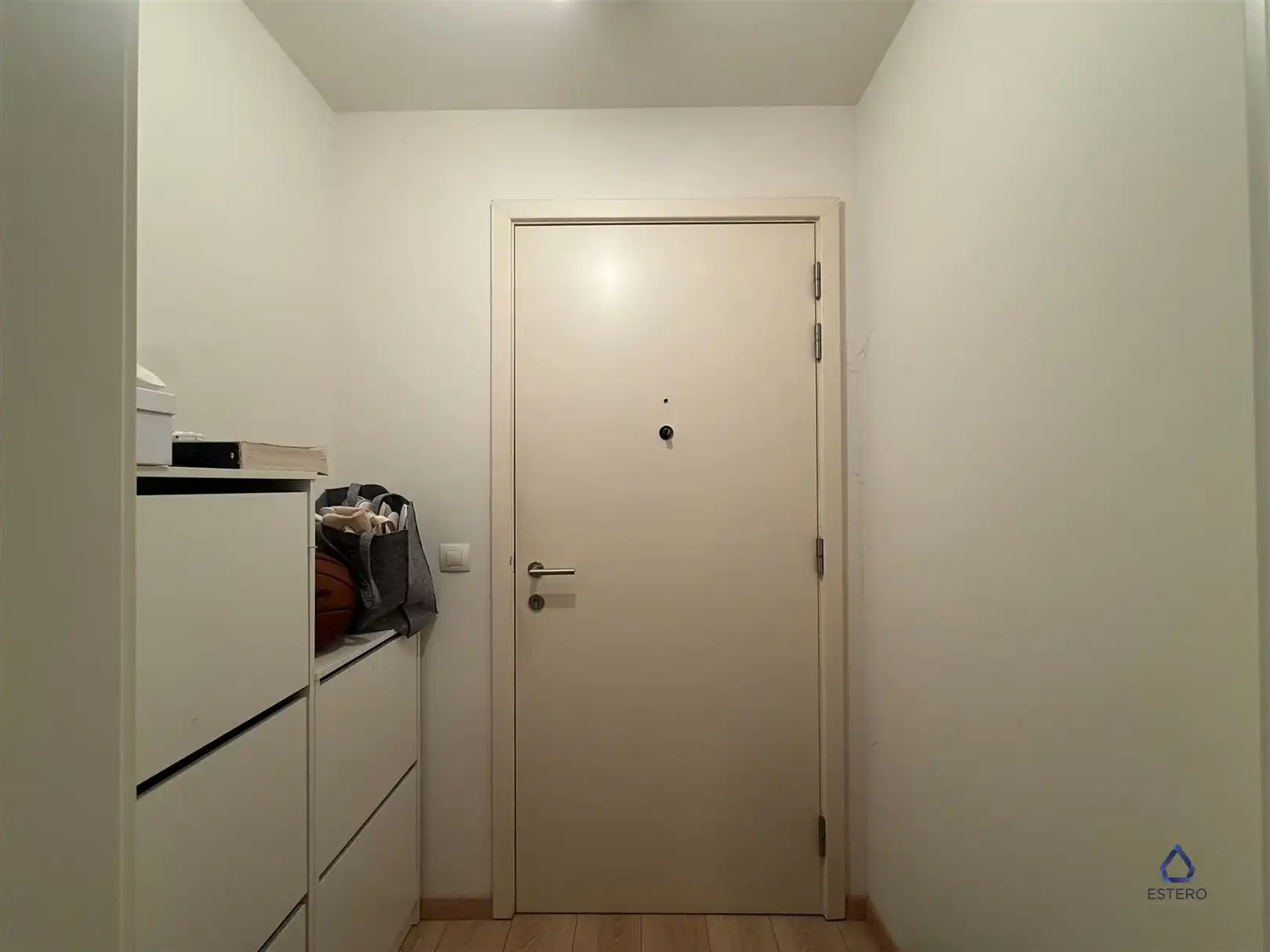 1-slaapkamerappartement met terras te Brussel  foto 3