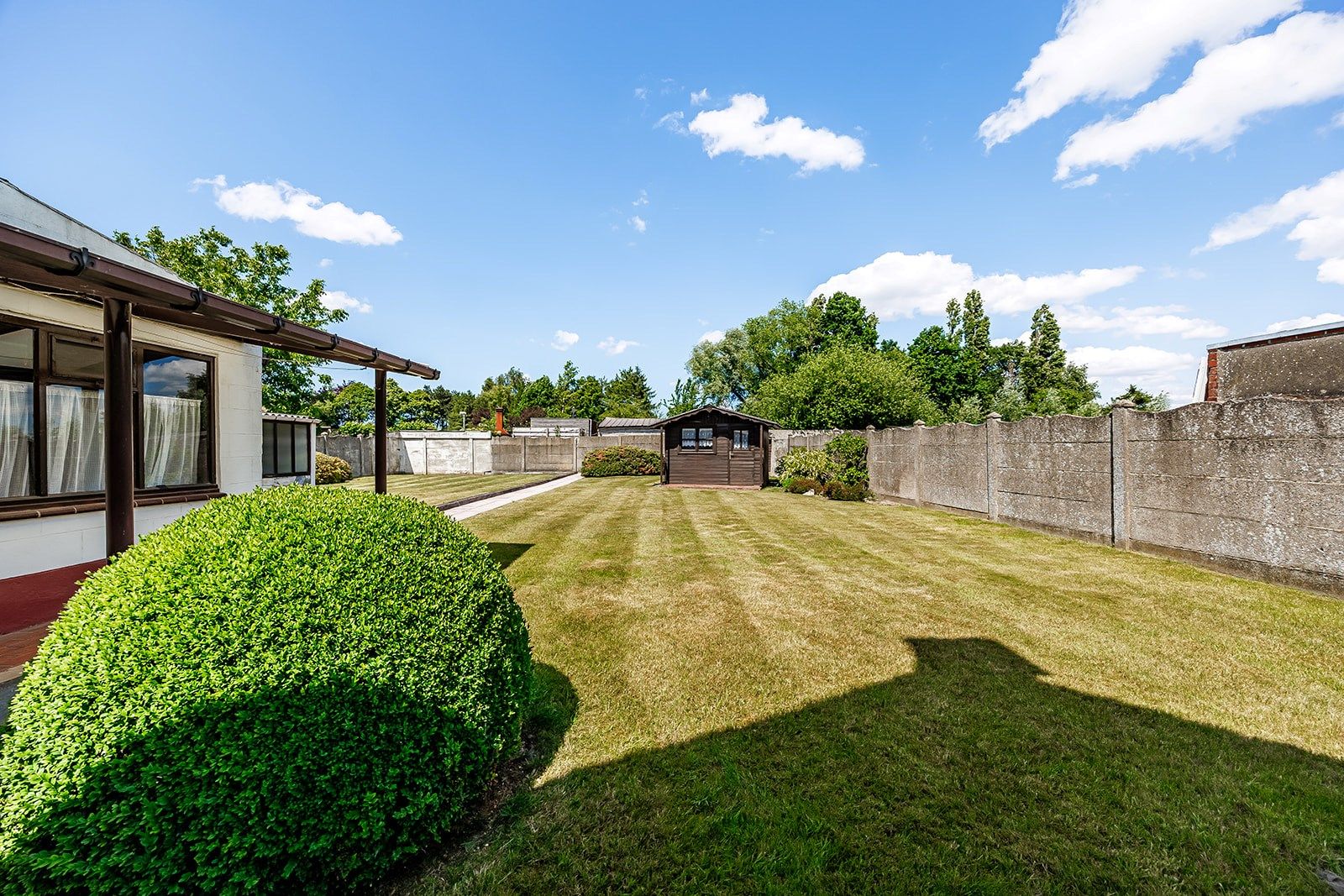 Ruime gezinswoning met 5 slpk en garage foto 22