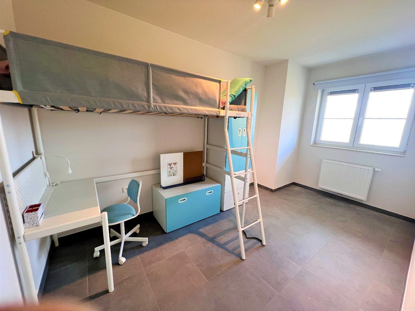 Nieuw 2-slpk appartement in Residentie Leiekant met extra grote garage! foto 3