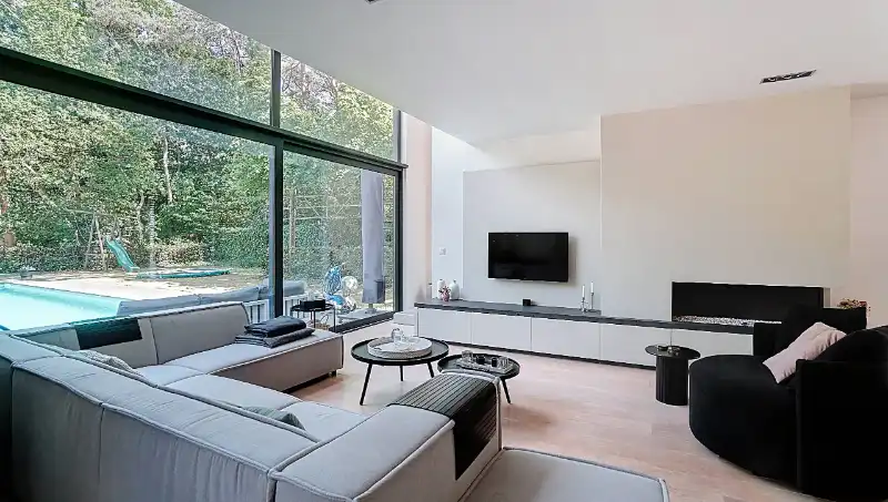 Moderne villa van 230m² op 14a08ca met openluchtzwembad foto 27