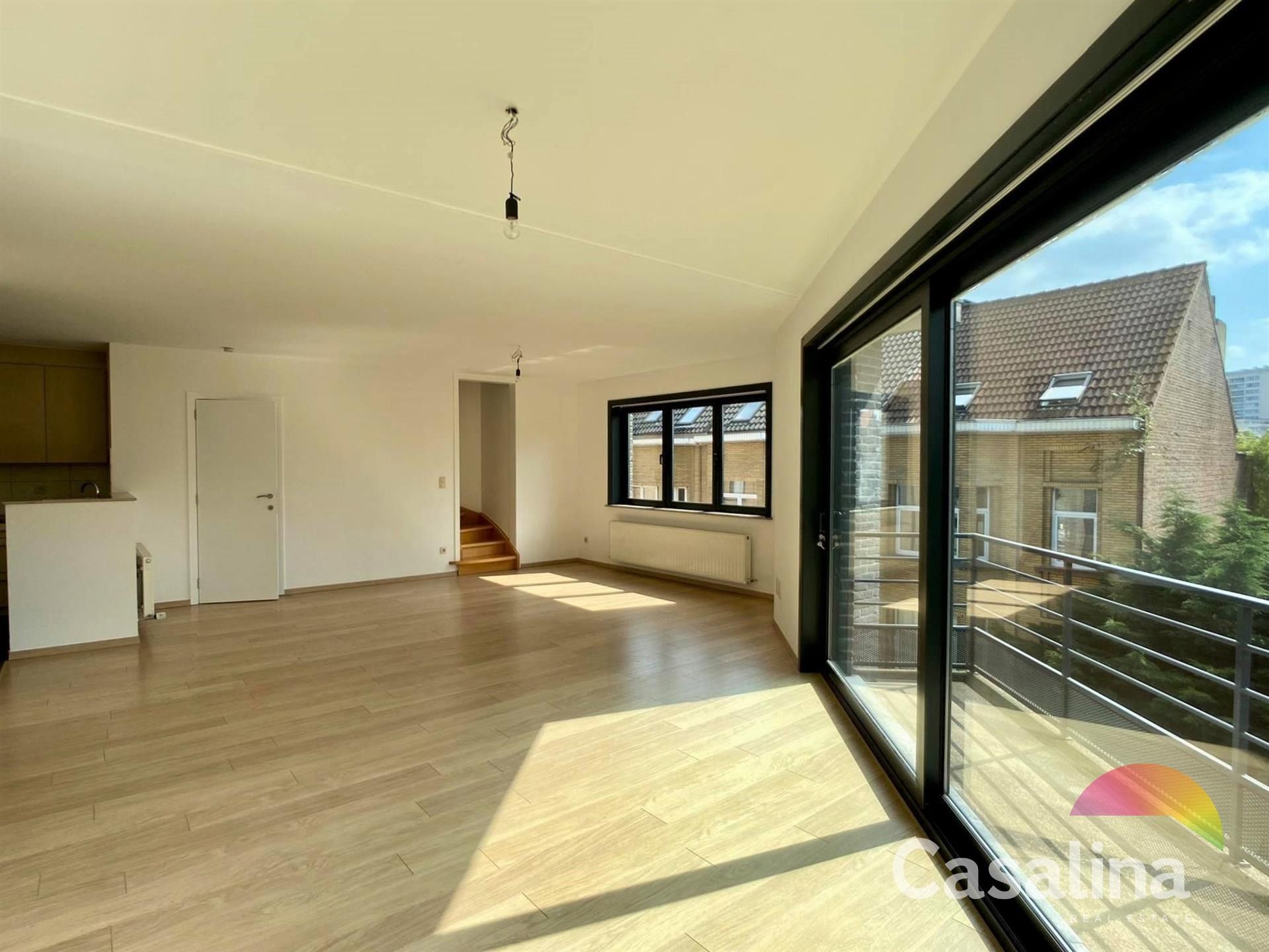 Moderne duplex 95m² met terras, parking en kelder foto 20