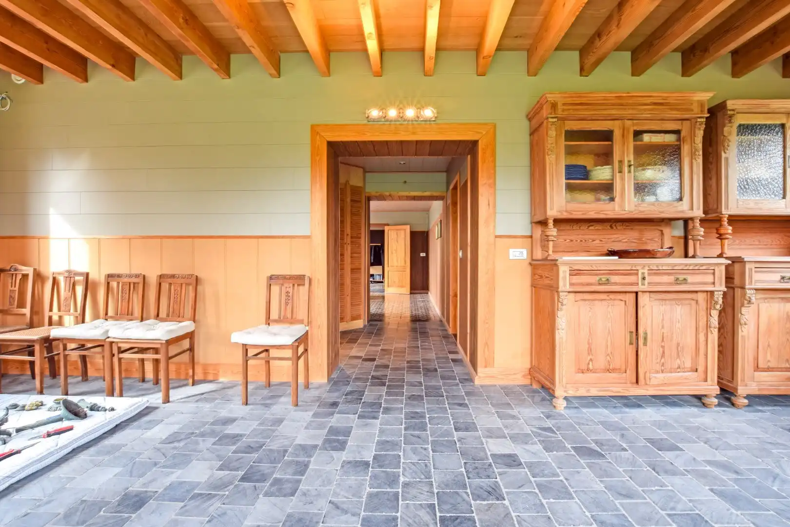 Uniek gelegen landhuis op 4334 m² gelegen te Diksmuide. foto 9