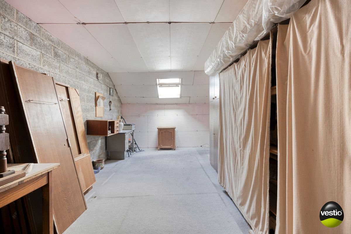 OP TE FRISSEN WONING MET 2 SLK OP 4A95CA IN DORPSKERN TE ZICHEN-ZUSSEN-BOLDER. foto 18