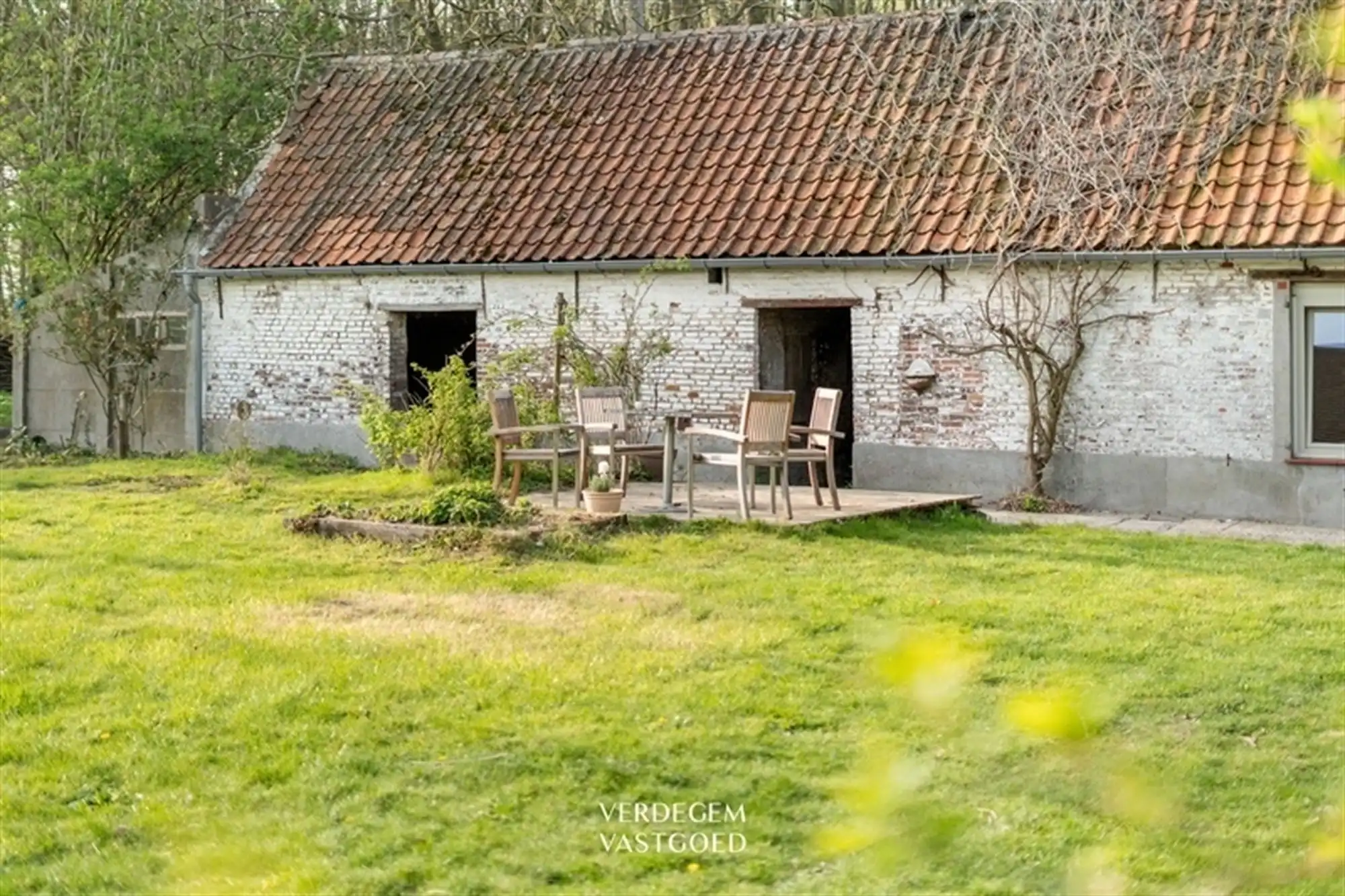 Unieke eigendom boordevol charme en mogelijkheden in het centrum van Evergem foto 3