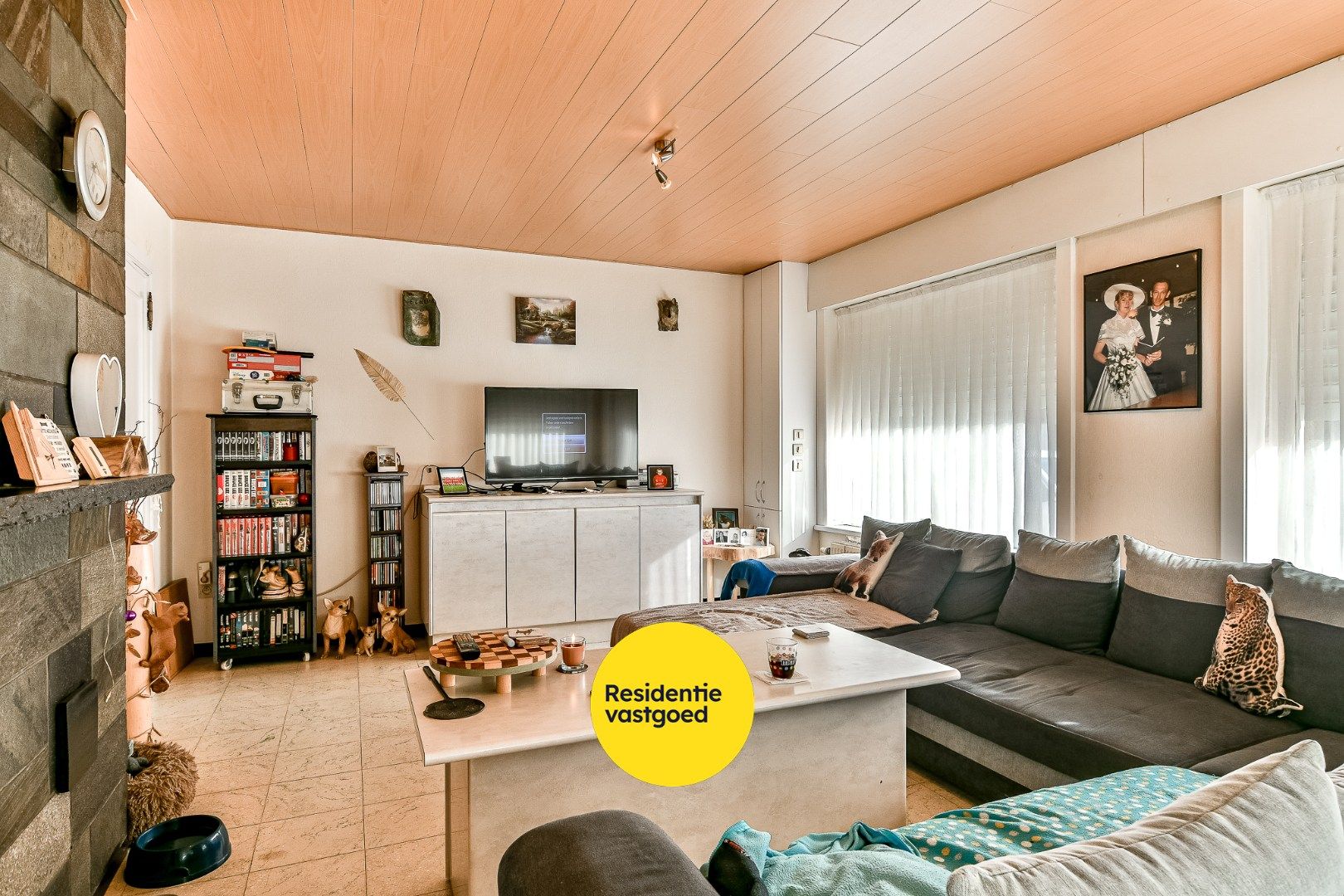 Halfopen woning met drie slaapkamers, tuin en garage foto 5