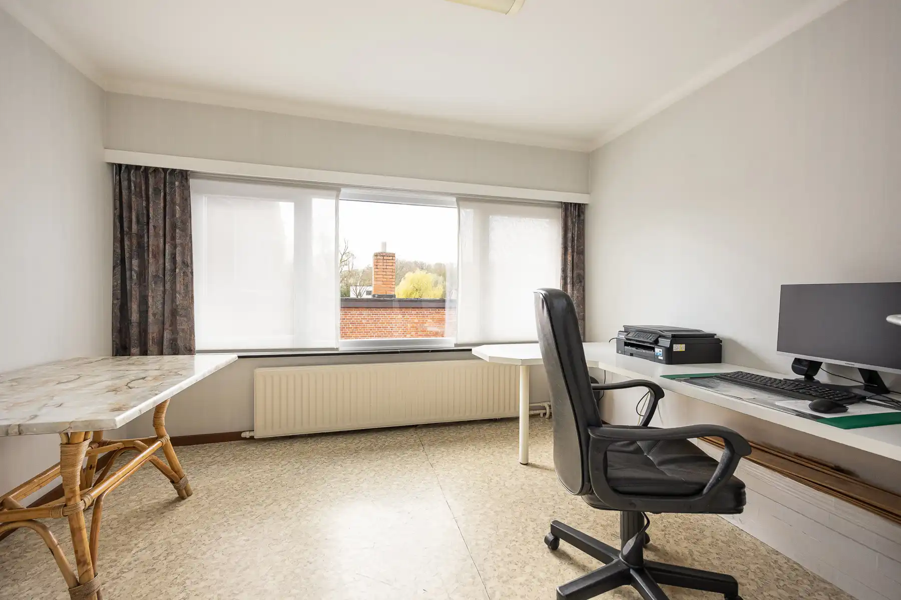 Ruime gezinswoning met 5 slaapkamers op een perceel van 638m². foto 15