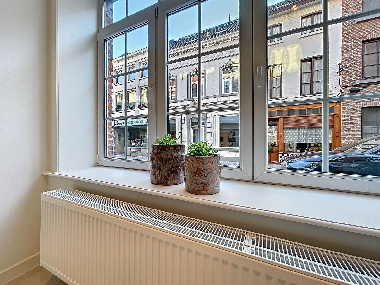 Prachtig gerenoveerde stadswoning met 4 slpks - 2 bdks+ koer foto 22