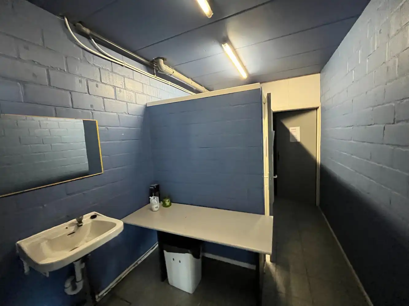 werkplaats met kantoren foto 13