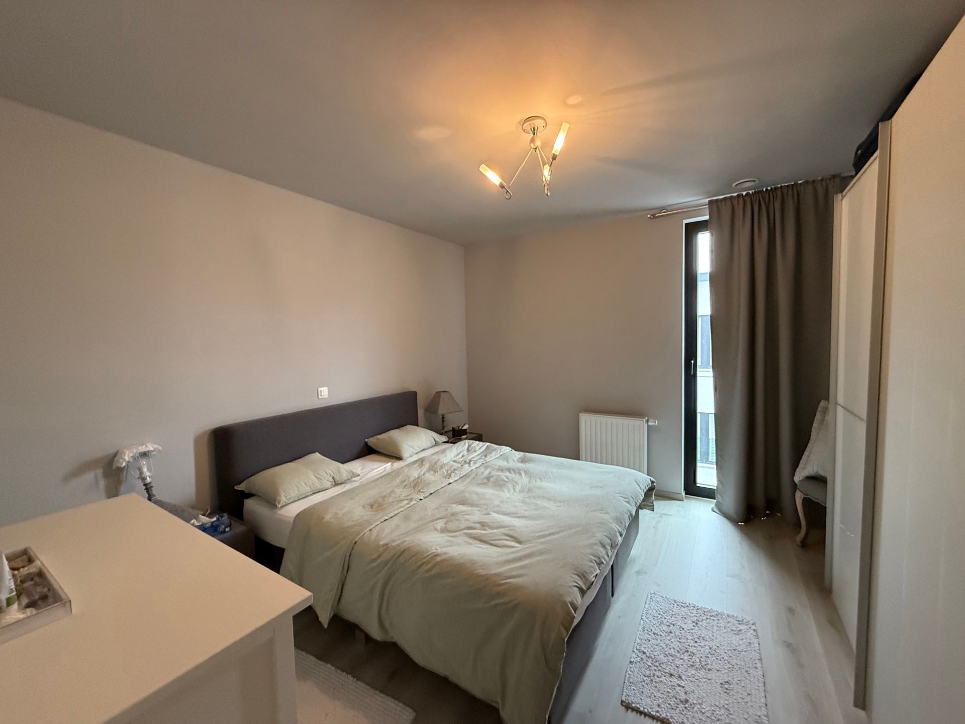 LIEDEKERKE - Luxueus appartement met staanplaats. foto 10