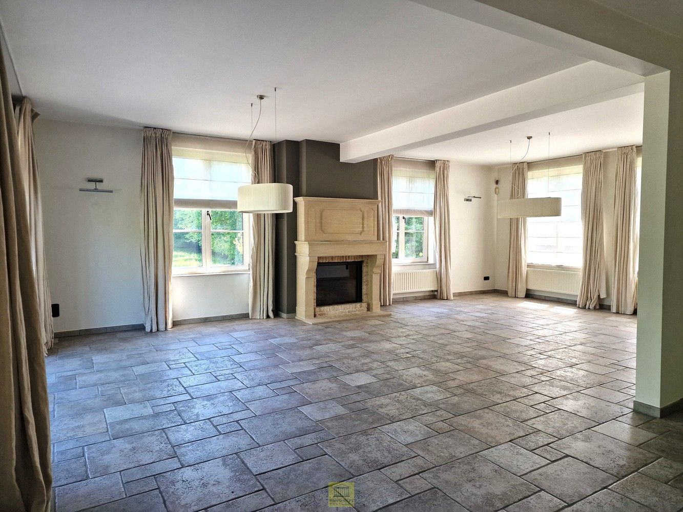 Exclusieve villa te huur in Moorsel (Aalst) – Ruimte, comfort en klasse in een unieke omgeving foto 4