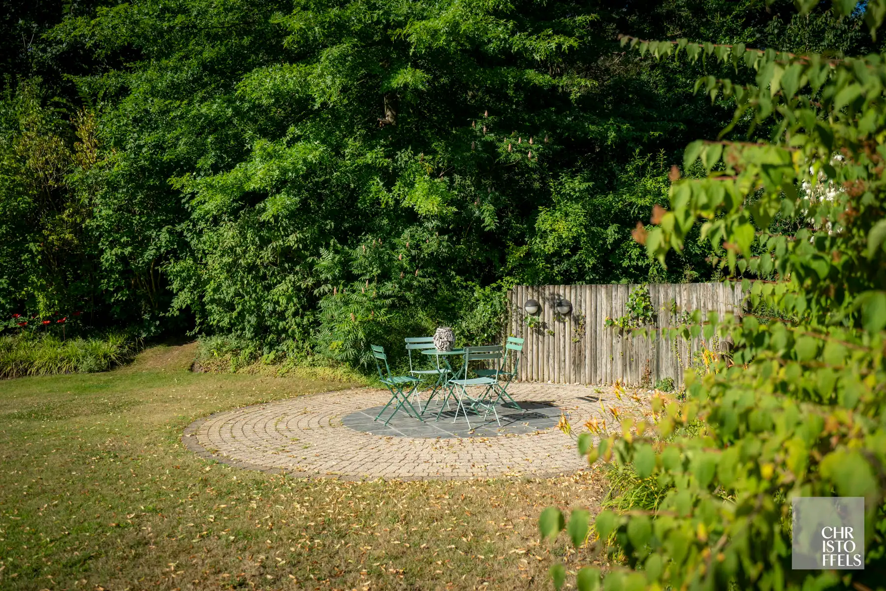 Villa van 496 m² met kantoren op een uniek perceel van 2.400 m²! foto 16