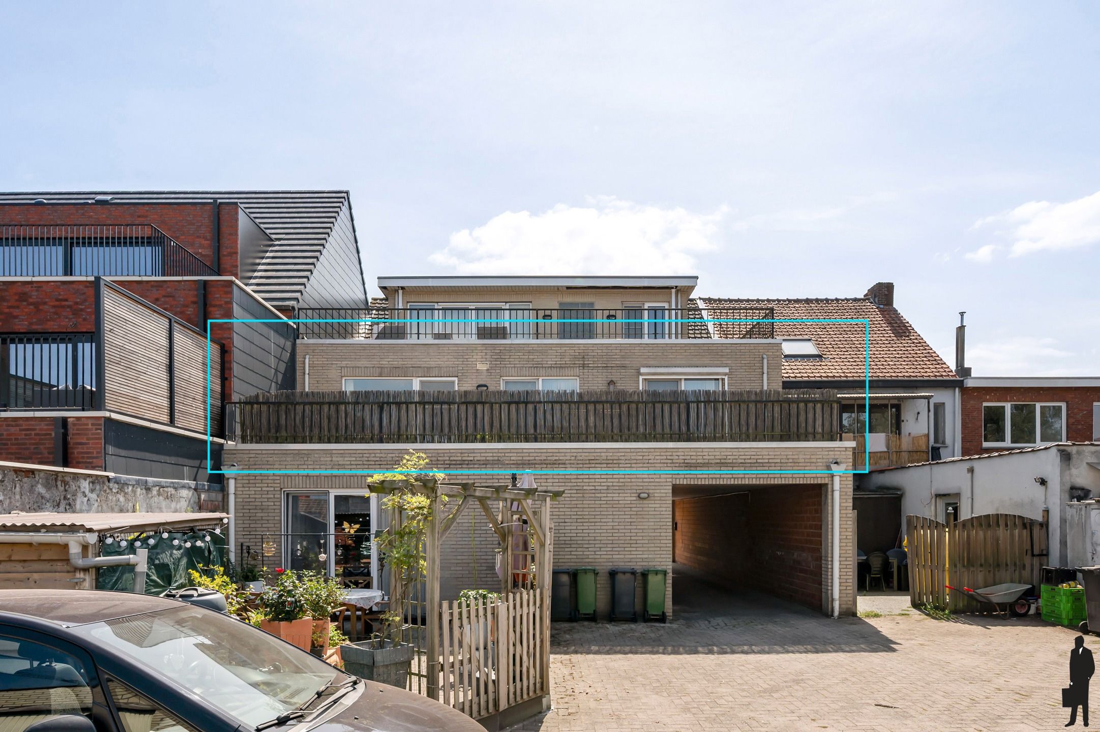 Ruim appartement met terras in het centrum van Nieuwmoer foto 27