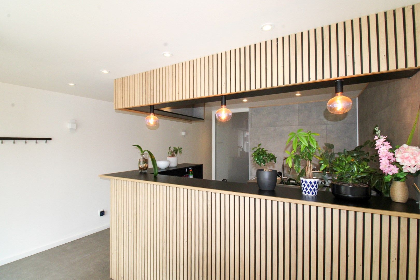 Veelzijdig handelshuis met woonst en luxueuze B&B op toplocatie aan de Markt van Temse! foto 4