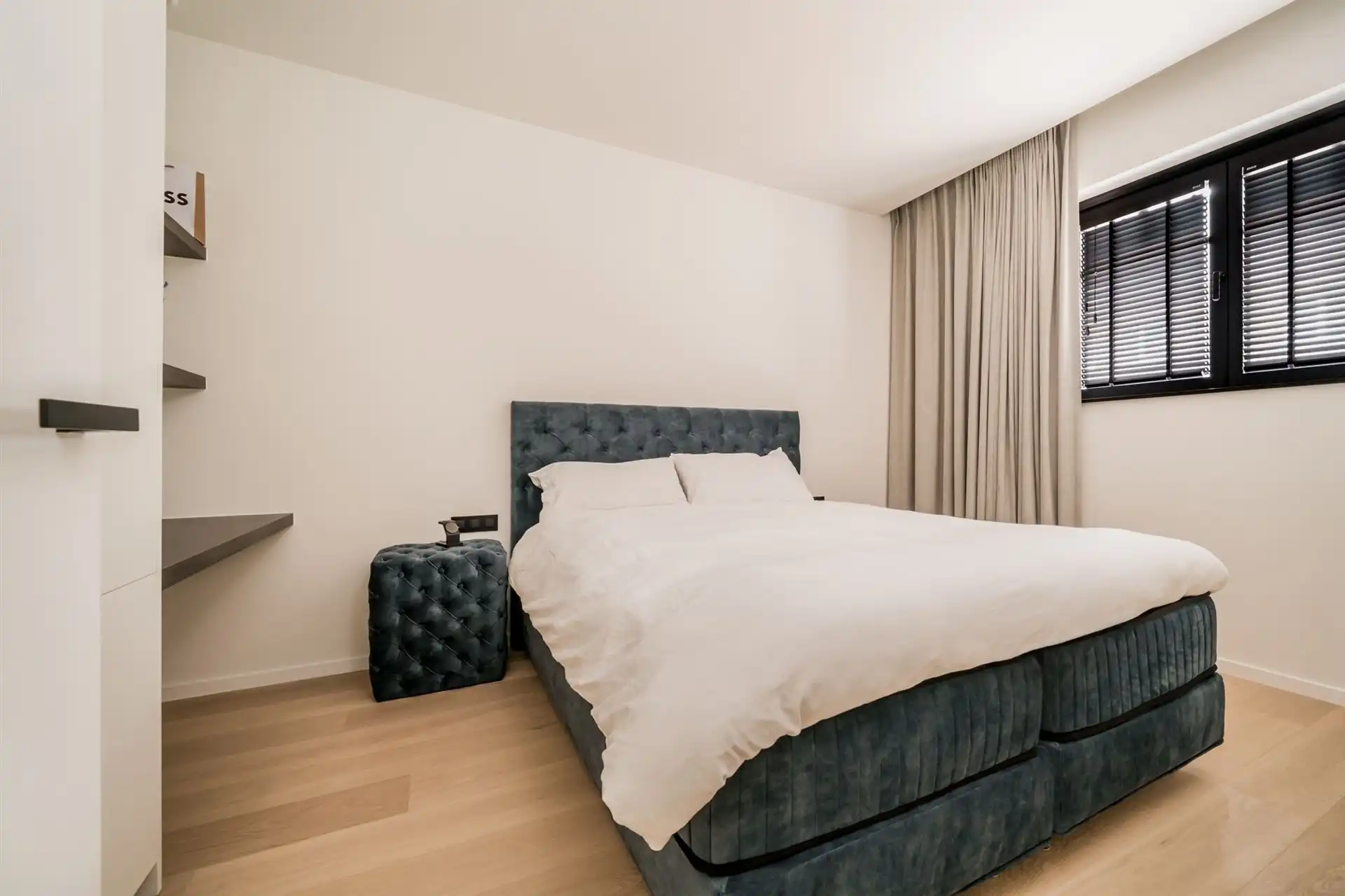 Exclusief gelijkvloers appartement met privétuin in prestigieus project The Crown Knokke foto 10