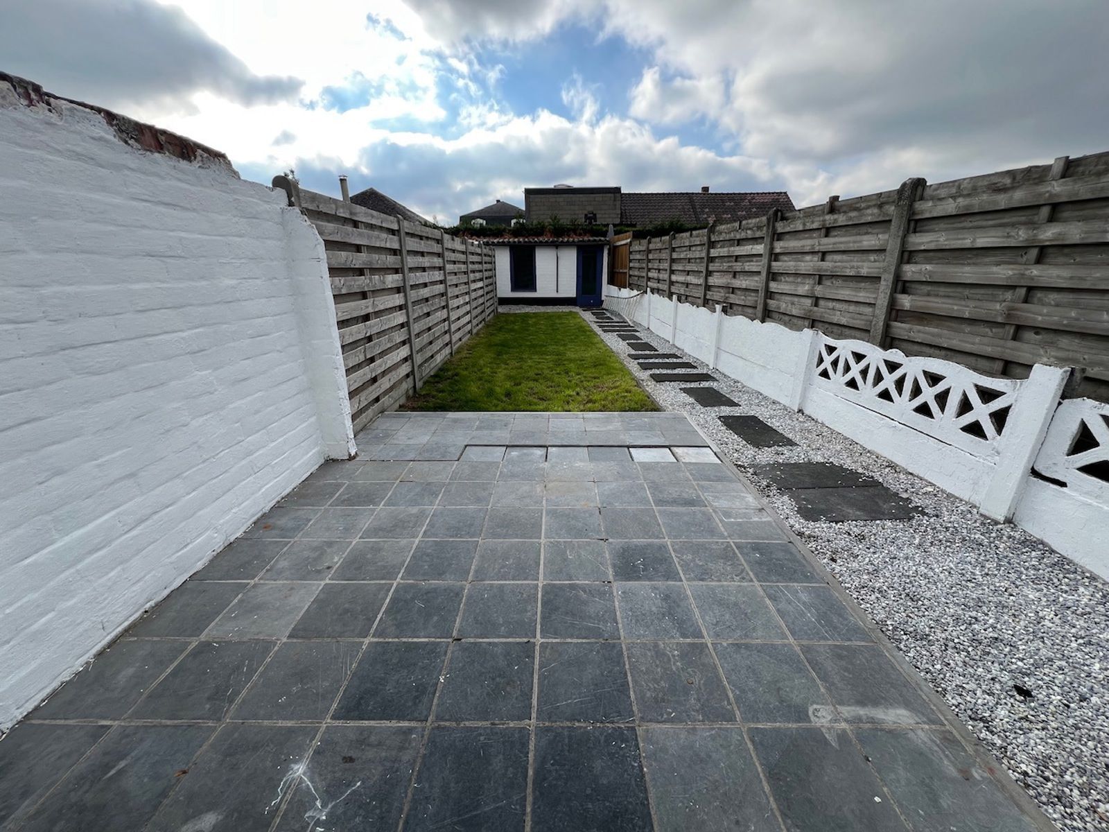 Laagbouwwoning met 1slpk en tuin foto 2