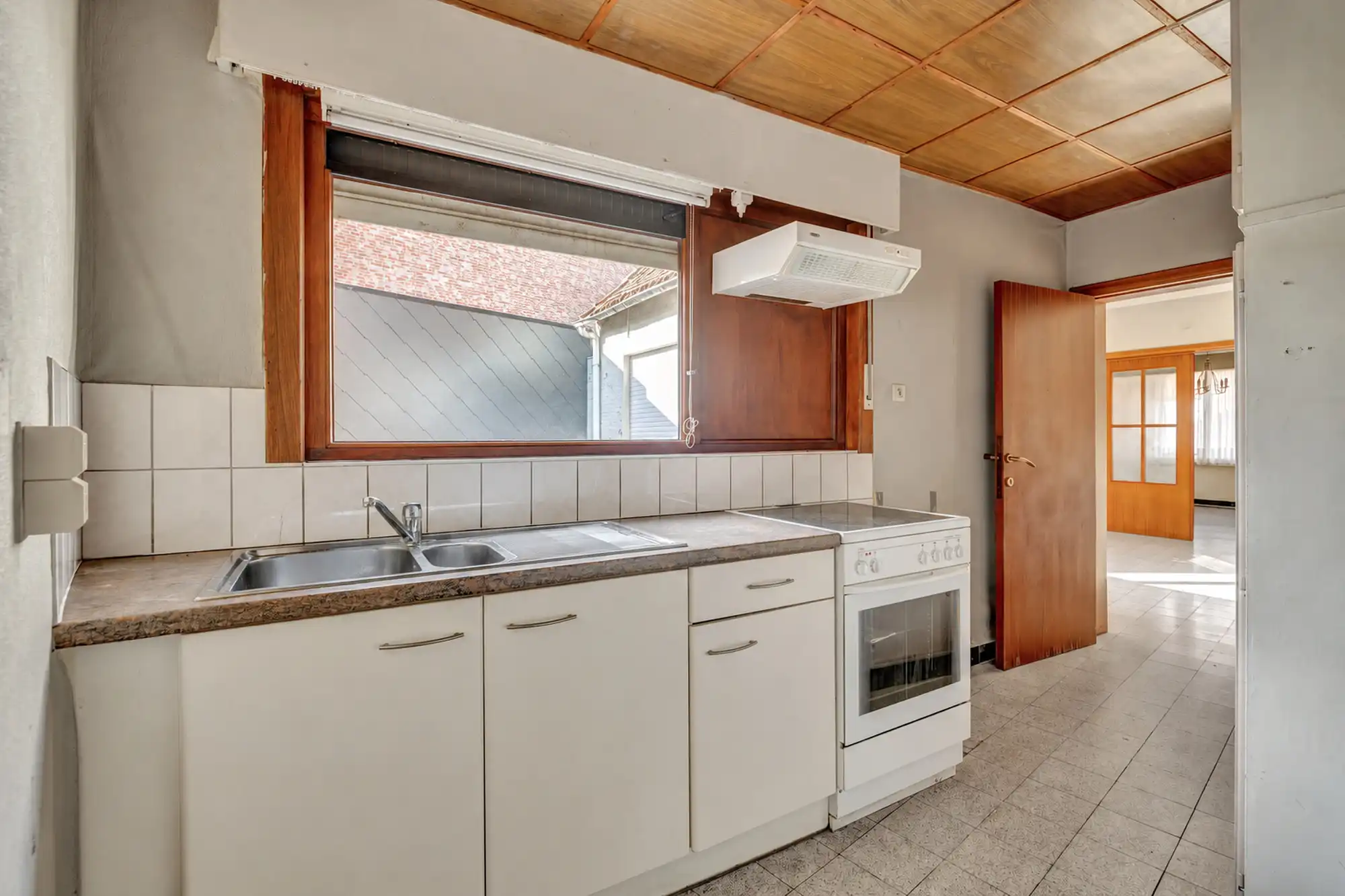 Te renoveren woning met tal van mogelijkheden foto 8