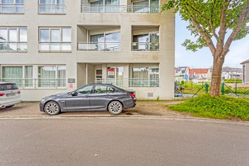 Interessant investeringsappartement met 2 slaapkamers en ruim terras foto 2