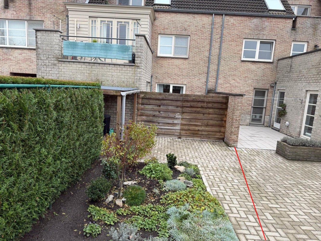 Ruim en energiezuinig appartement met garagebox in het centrum van Pelt foto 20