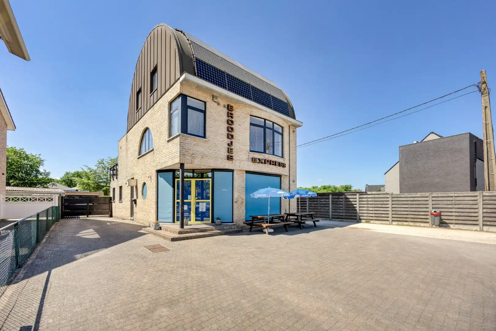 Goed draaiende horecazaak op top locatie in Mol-Achterbos ! foto 34