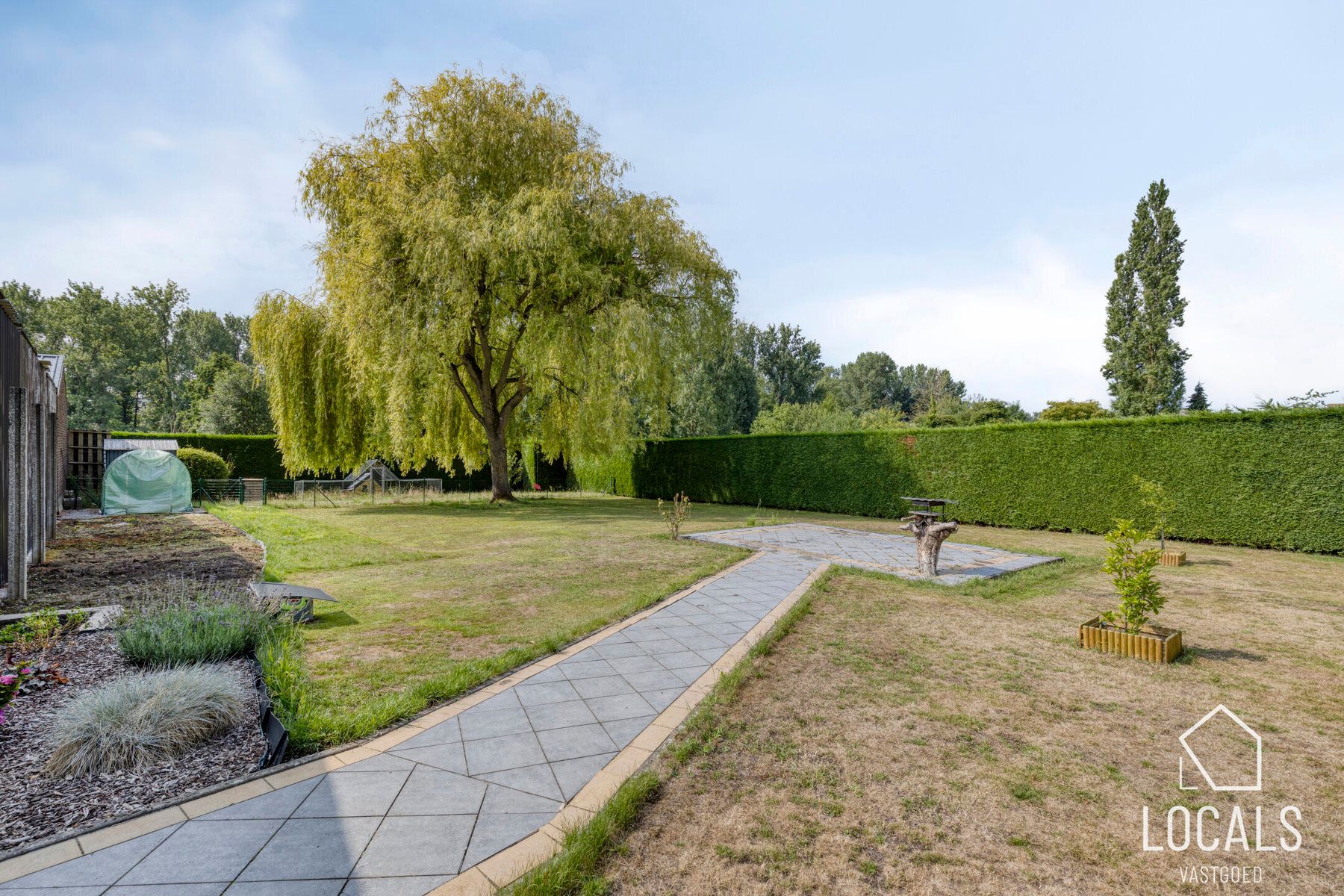 Mooie halfopen bebouwing met grote tuin in Denderhoutem foto 23