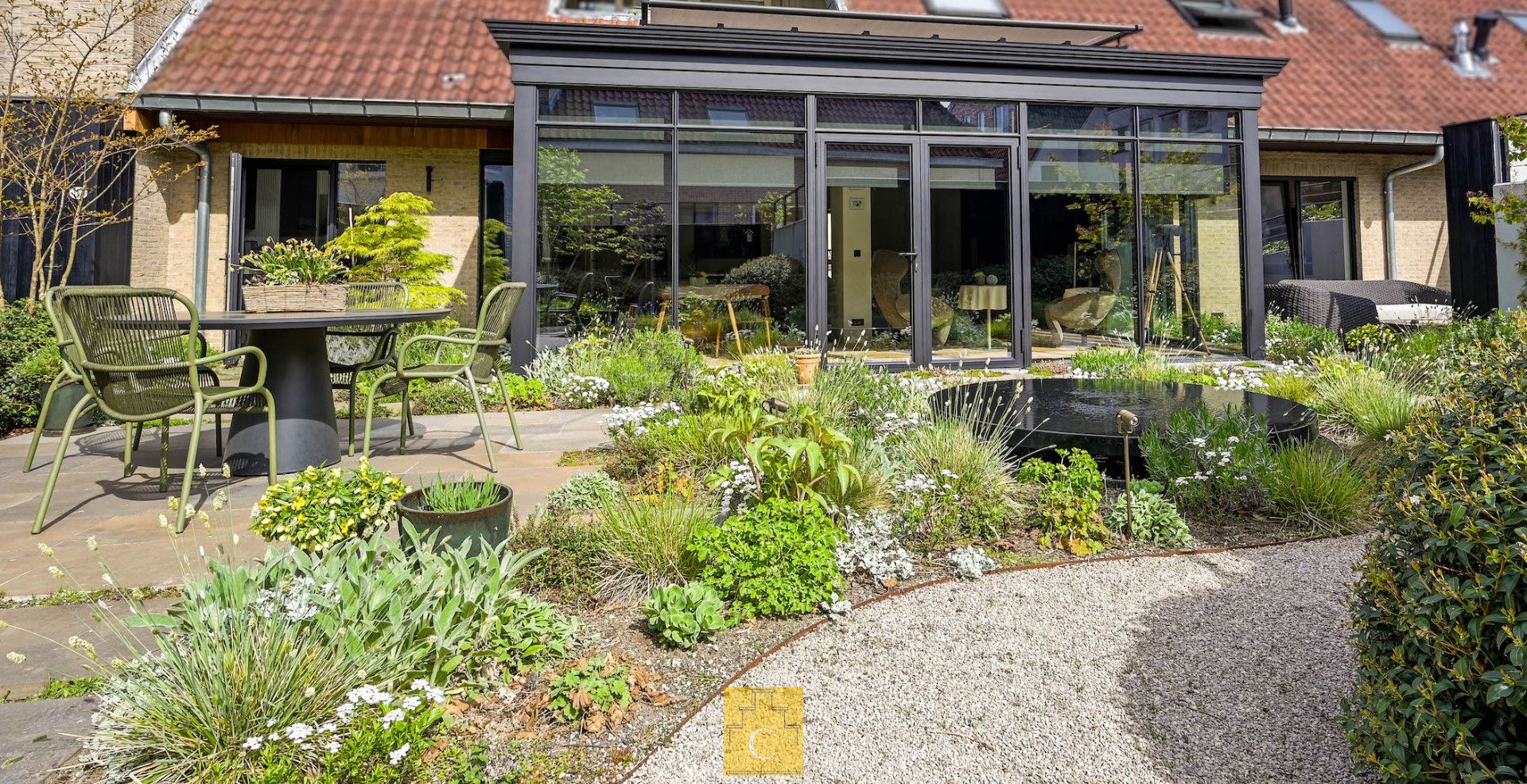 Uniek high-end appartement met privétuin in hartje Brugge – ca220 m² wooncomfort en ca170 m² Monbaliu-tuin foto 11