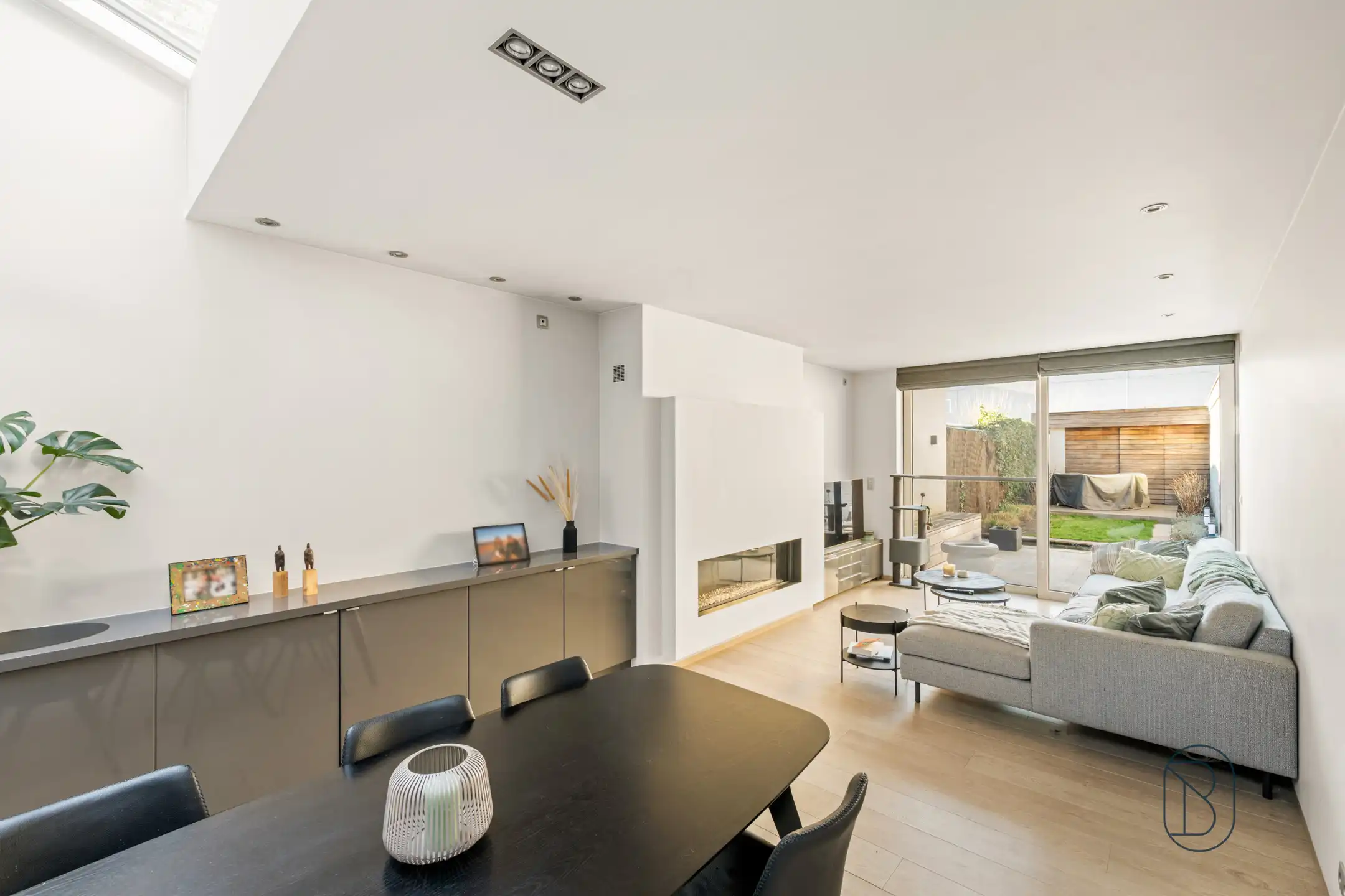 Leuke woning met stadstuin en EPC B, nabij centrum Kortrijk foto 5