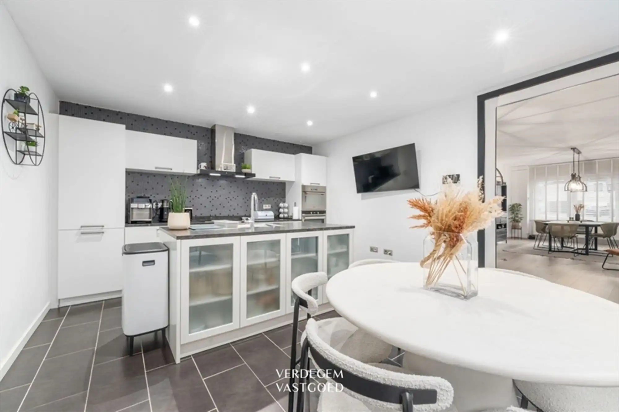 Fijne gezinswoning met 3 slaapkamers en tuin foto 12