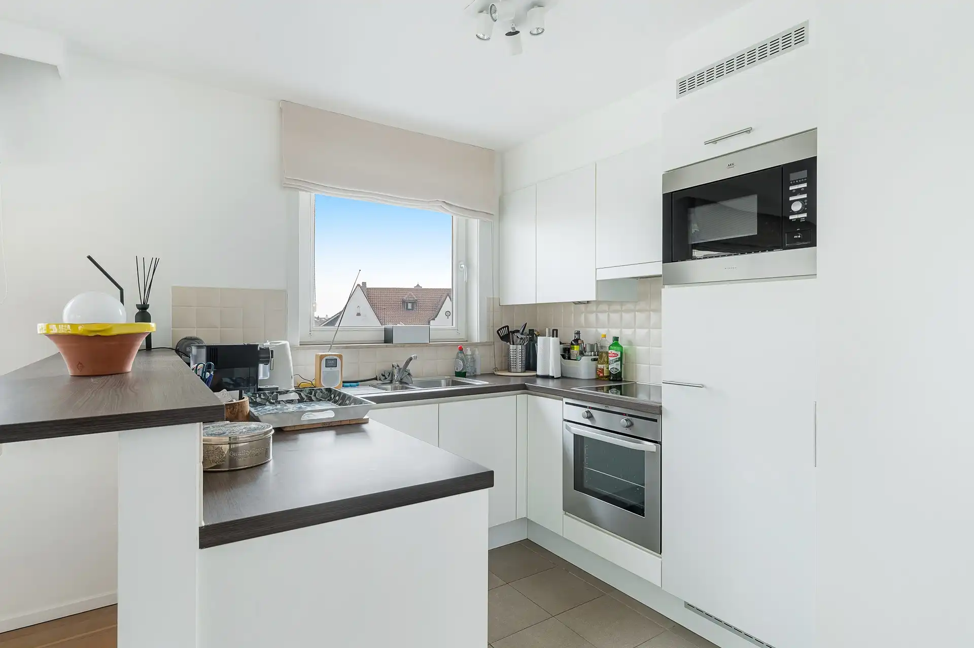 Ruim appartement met 3 slaapkamers in zijstraat van de zeedijk aan het Albertstrand foto 12