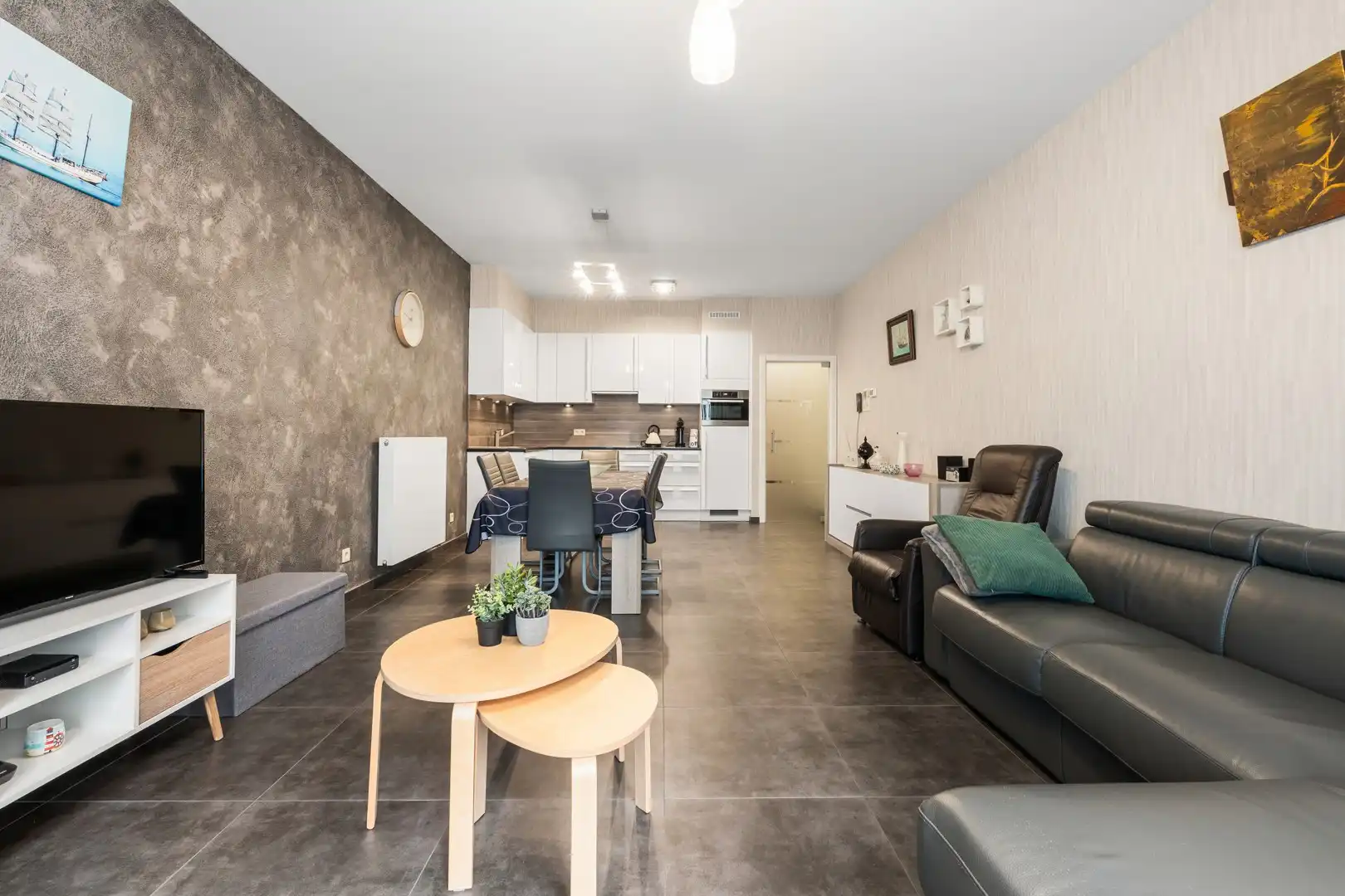 Instapklaar gelijkvloers appartement met ruim terras foto 5