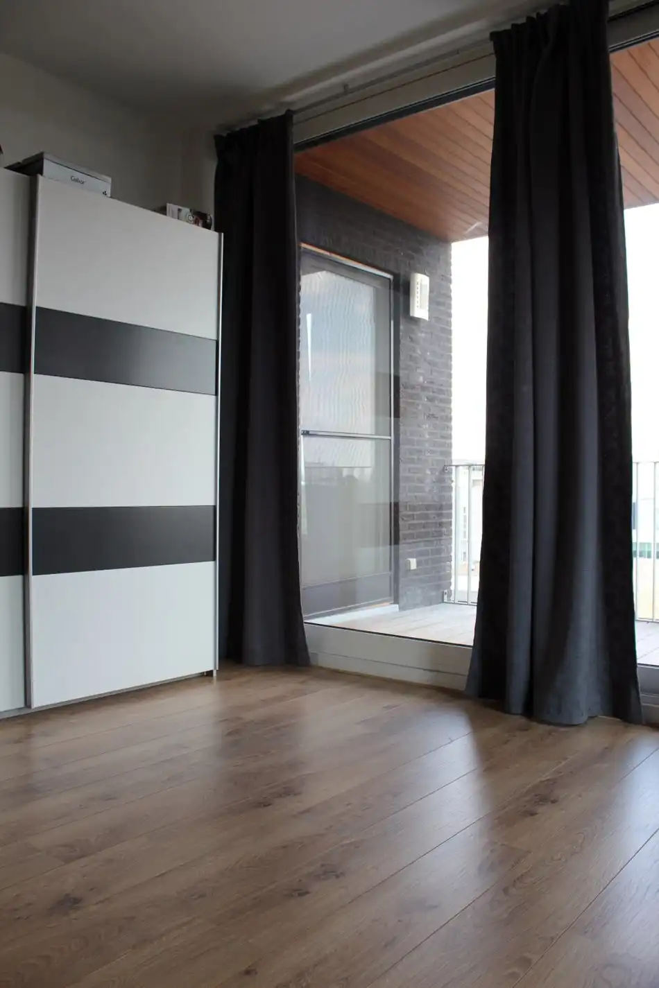 Ruim appartement met terras in het centrum van Lommel. foto 10