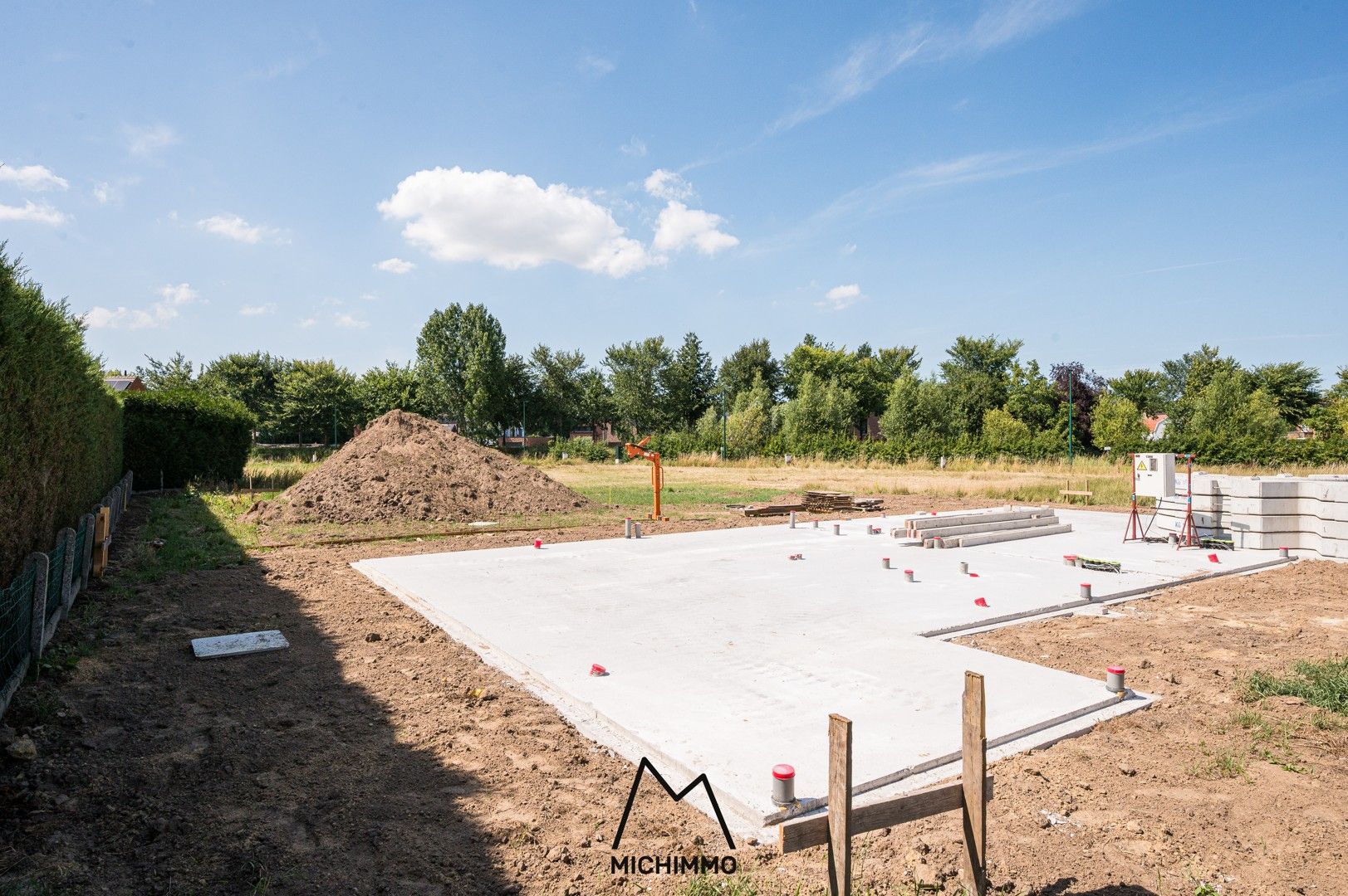 Fantastische nieuwbouwwoning met vier slaapkamers op hele leuke locatie. foto 2