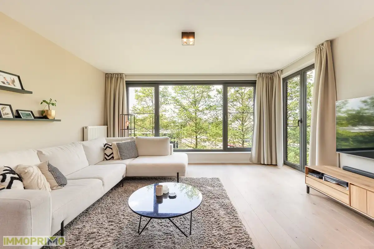 Instapklaar 3 slaapkamer appartement met ruim terras in autoluwe buurt foto 5