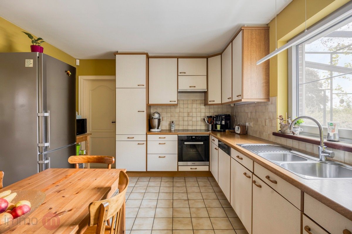Prachtige villa (open bebouwing) met adembenemend uitzicht in rustige omgeving met 5 slaapkamers. foto 12