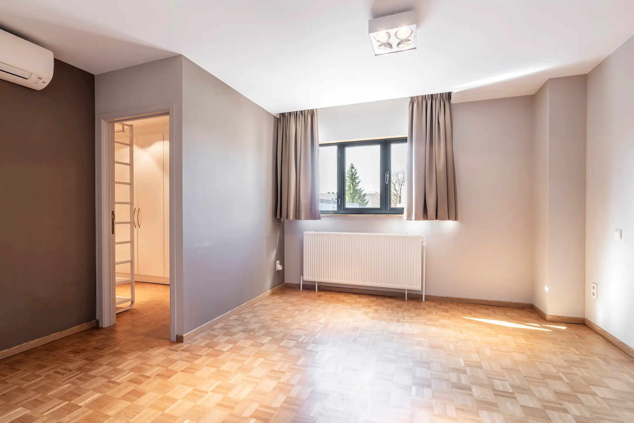 Luxueus 3 slpk appartement met onderliggende handelsruimte foto 17