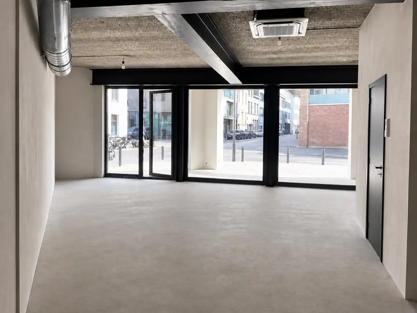 Commerciële ruimte te huur Bredastraat 77 - - 2060 Antwerpen