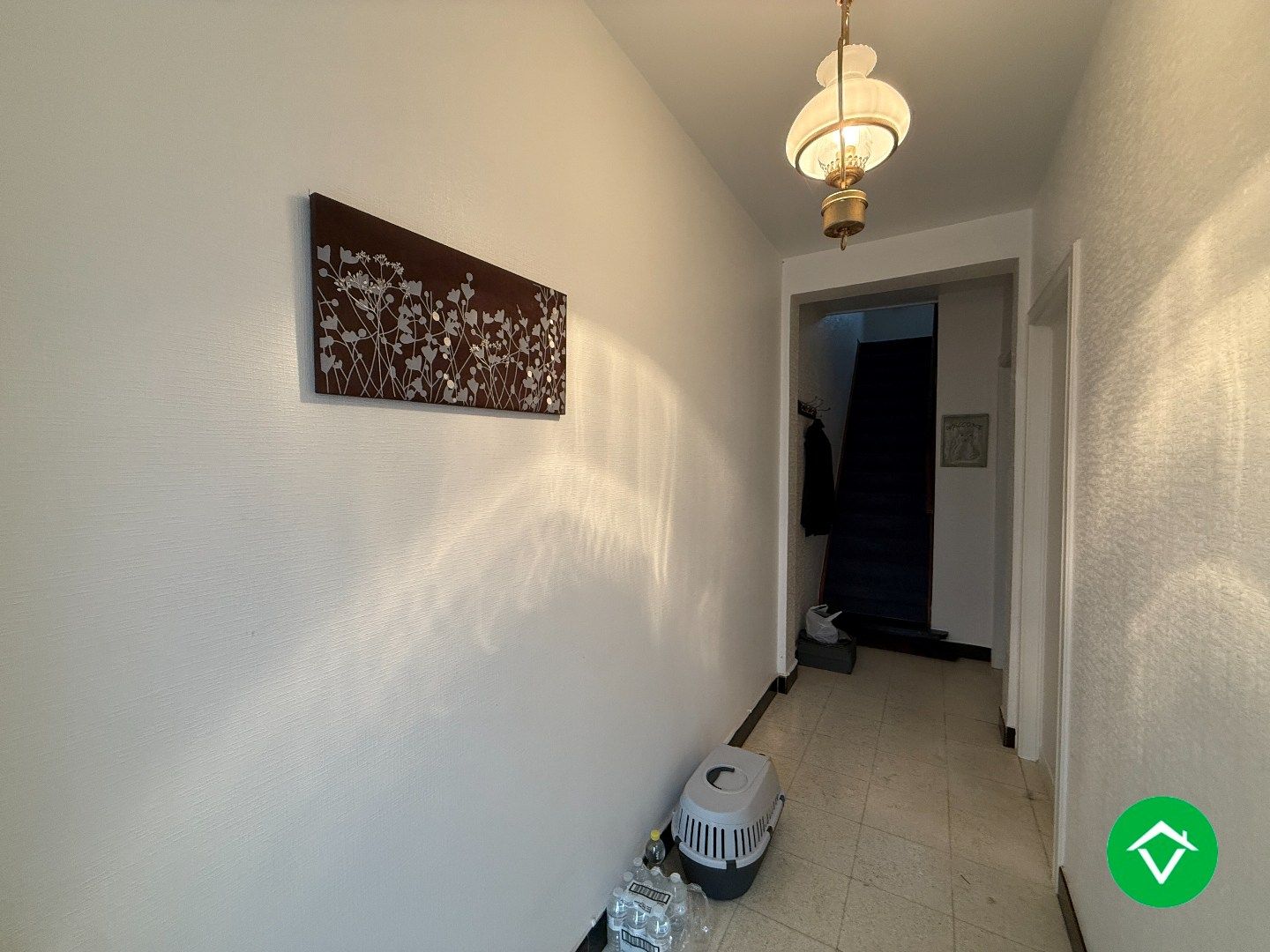 Halfopen bebouwing met 2 slaapkamers, tuin en garage foto 2