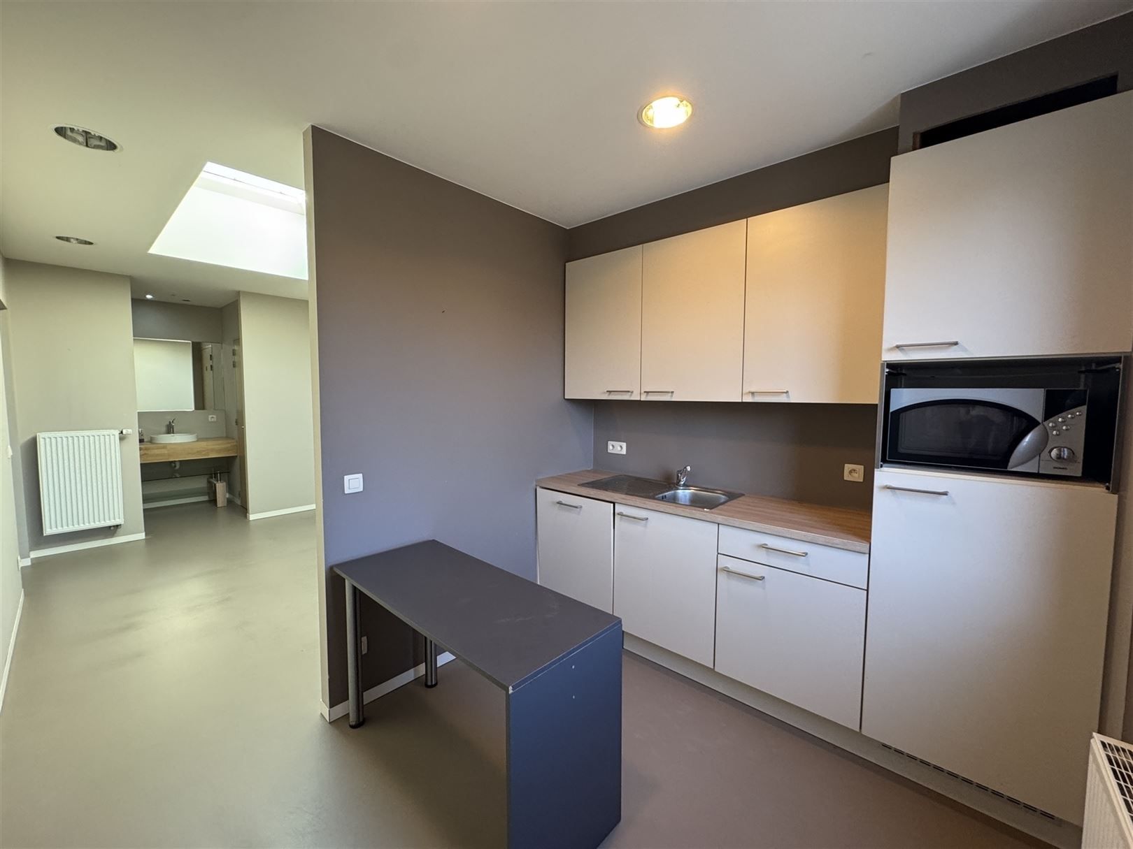 Woning met kantoren en magazijn van 1500m² foto 28