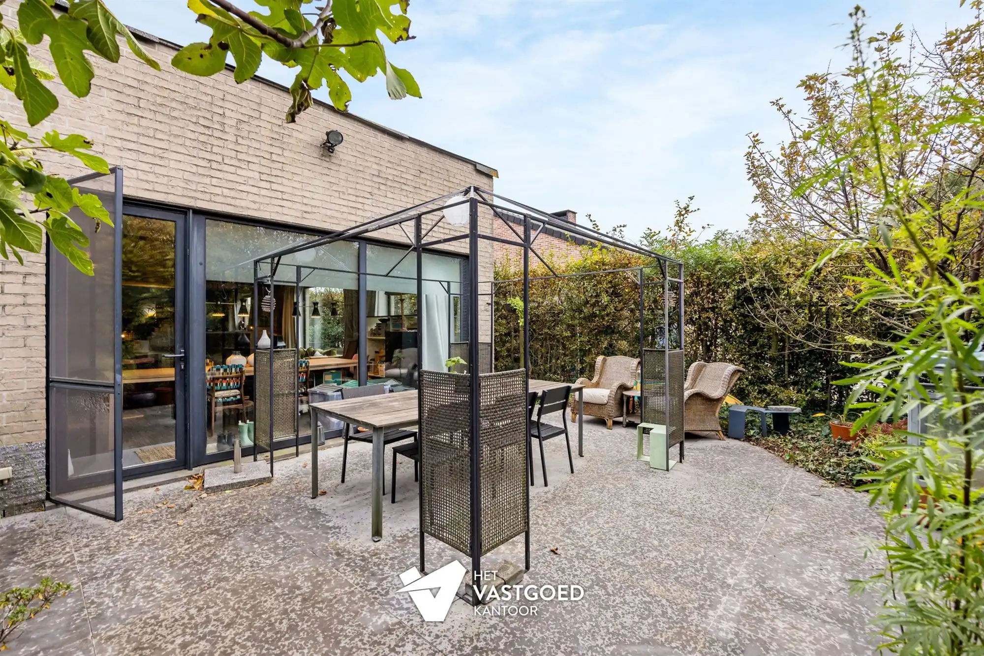 RUIME WONING MET COMMERCIELE OF MULTIFUNCTIONELE RUIMTE OP RUIM PERCEEL IN EEN GROENE OMGEVING foto 25